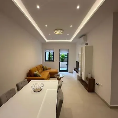 Maisonette 1b, Spacious, Modern And Cosy