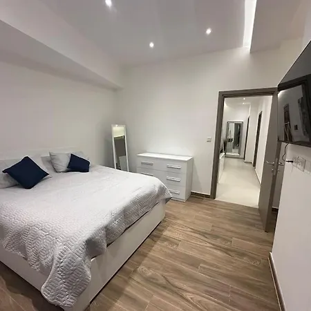 Maisonette 1b, Spacious, Modern And Cosy * Is-Swieqi